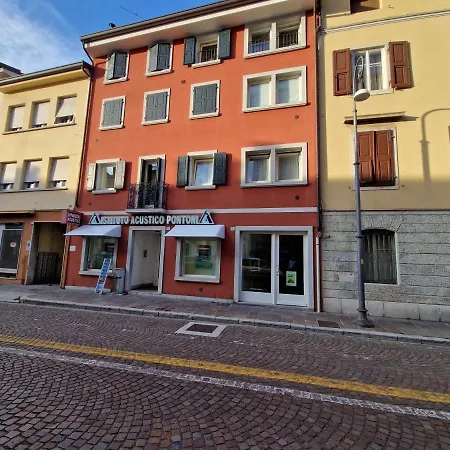 Con Terrazzo Apartament Udine