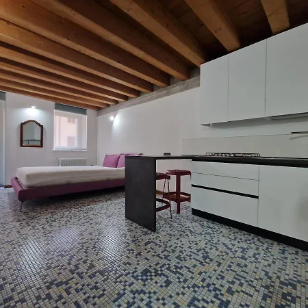 Con Terrazzo 아파트