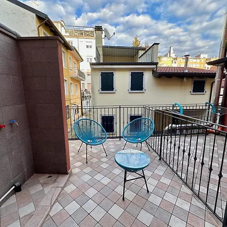 Con Terrazzo Apartament Udine